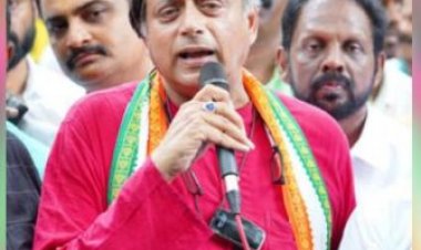 विपक्षी उम्मीदवार के खिलाफ 'निराधार' आरोप लगाने को लेकर शशि थरूर को चुनाव आयोग की चेतावनी