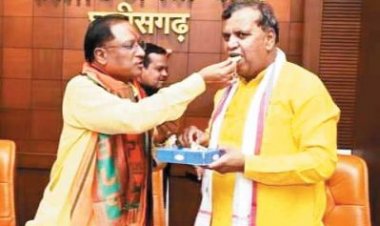 सीएम ने शिवरतन  को दी बधाई