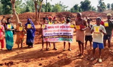 मनरेगा मजदूरों ने मनाया रोजगार दिवस