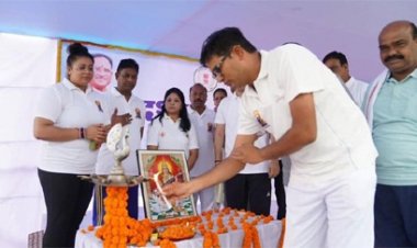 योग को अपनी जीवन शैली का हिस्सा बनाने का लें संकल्प - ओ. पी. चौधरी