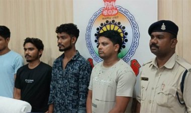 लोटस ऐप के नाम से संचालित कर खाते से अवैध लेनदेन करने वाला गिरोह का भांडा फूटा