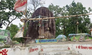 भुनेश्वर धाम की अनोखी कहानी बारहों माह भक्तों का तांता