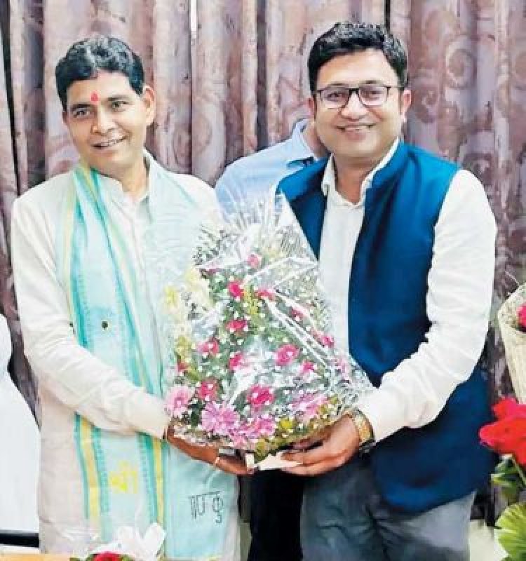 देवांगन ने मंत्री टंकराम से नगरीय निकाय चुनाव पर चर्चा की