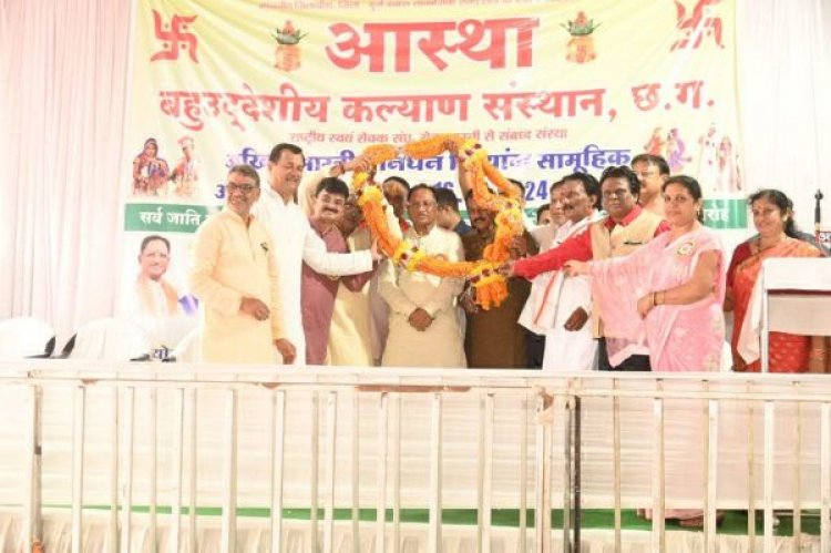 250 दिव्यांग जोड़े बंधे परिणय सूत्र में, सीएम ने नव दंपत्तियों को दिया आशीर्वाद