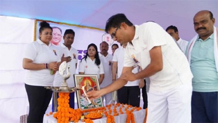 योग को अपनी जीवन शैली का हिस्सा बनाने का लें संकल्प - ओ. पी. चौधरी