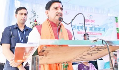 संपूर्णता अभियान के तहत 6 इंडिकेटर पर शत-प्रतिशत लाएं उपलब्धि : तोखन साहू