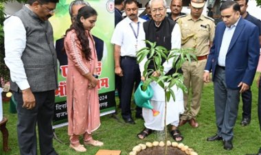 राज्यपाल श्री हरिचंदन ने ‘एक पेड़ माँ के नाम‘ अभियान के तहत किया पौधरोपण