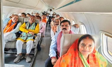 श्रीरामलला के दर्शन करने CM विष्णुदेव साय कैबिनेट के साथ पहुंचे अयोध्‍या