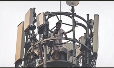 युवक ने दी पुलिस को धमकी, पकड़ने की कोशिश की तो कूदकर दे दूंगा जान....