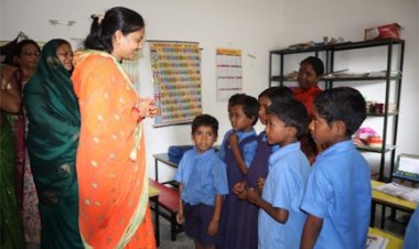 मंत्री लक्ष्मी राजवाड़े ने शासकीय प्राथमिक शाला भींजपुर पहुंचकर किया अवलोकन