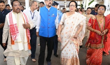 राज्यपाल डेका कृषि मंत्री नेताम के गृह प्रवेश कार्यक्रम में शामिल हुए