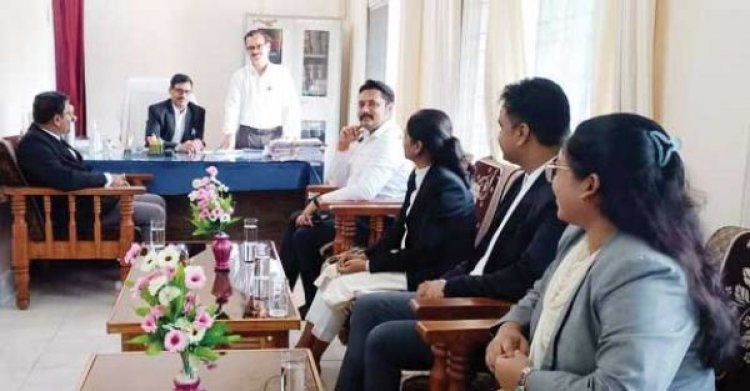 नेशनल लोक अदालत पर बैठक