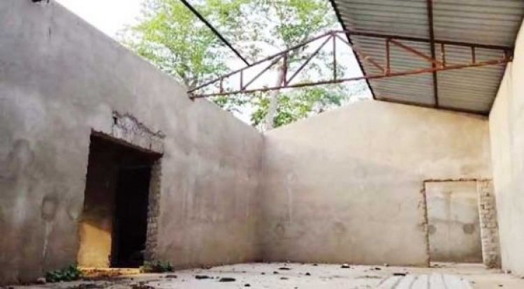 वन उपज खरीदी केंद्र के लिए भवन, 3 साल में भी नहीं बन पाया