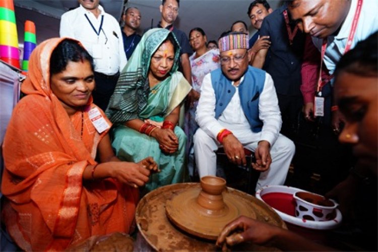 ऐसे ही गढ़ेंगे विकसित छत्तीसगढ़ का रूप....