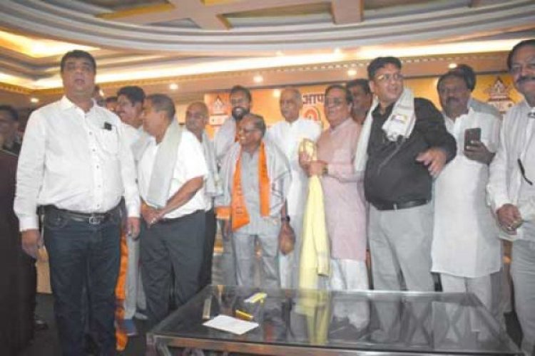 व्यापारियों को राहत पहुंचाने जीएसटी, और अन्य समस्याओं को हल करने एकता पैनल करेगा पहल