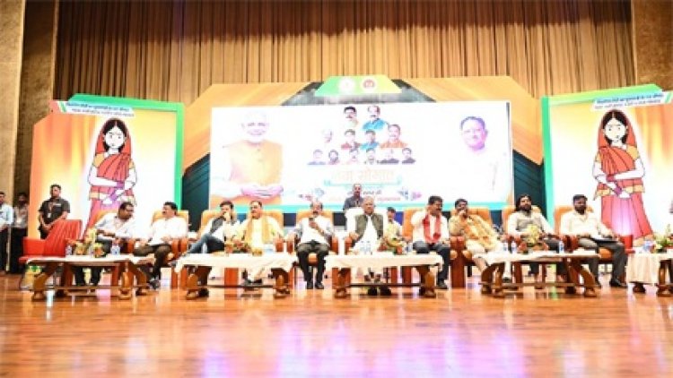 CM साय ने दिया ये बड़ा तोहफा: खुशी से झूम उठीं छत्‍तीसगढ़ की 70 हजार मितानिनें