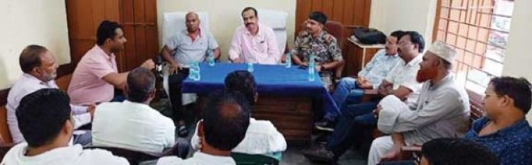 शांति और सद्भावपूर्ण तरीके से त्यौहार मनाने की अपील