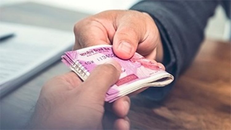 एसीबी रायपुर टीम ने रिश्वत लेते रंगेहाथों किया गिरफ्तार