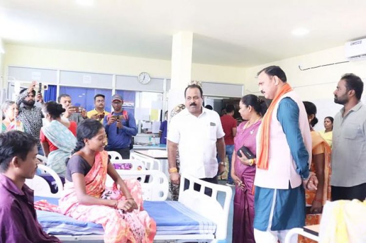 स्वास्थ्य मंत्री ने जशपुर के राजा देवशरण जिला चिकित्सालय का किया निरीक्षण