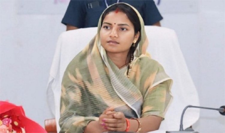 नया ट्रांसफार्मर लगने से जगमगाया रमेशपुर : ग्रामीणों में छाई खुशी की लहर