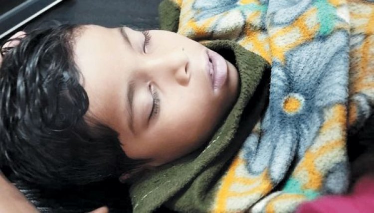 निर्माणाधीन रेलवे ब्रिज के लिए पानी स्टोर करने बनाई टंकी में गिरकर मासूम की मौत