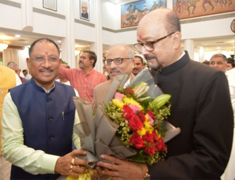 रमेन डेका ने छत्तीसगढ़ के राज्यपाल पद की ली शपथ