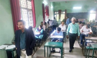 संभागायुक्त कावरे ने किया विभागीय परीक्षा केंद्र का औचक निरीक्षण, ज़रूरी व्यवस्थाओं के दिये निर्देश