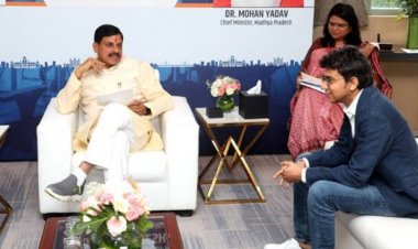 मुख्यमंत्री डॉ. मोहन यादव ने बेंगलुरु में मध्य प्रदेश में निवेश प्रोत्साहन के लिए "इंटरैक्टिव सेशन में उद्योगपतियों से वन&टू&वन चर्चा" की।