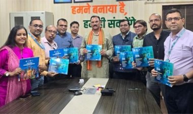 स्वास्थ्य मंत्री श्याम बिहारी जायसवाल ने सीजी साथी पुस्तिका का किया विमोचन