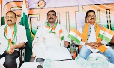 हर घर तिरंगा यात्रा में विधायक टेकाम सहित सैकड़ों हुए शामिल