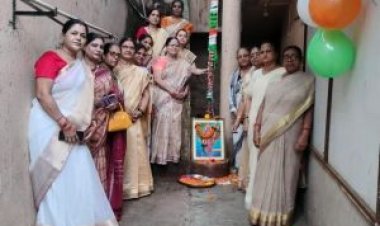 विप्र शक्ति महिला मंडल में ध्वजारोहण