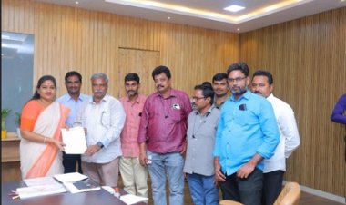 बस्तर के पत्रकारों के खिलाफ़ झूठे गांजा प्रकरण की पुनः जाँच करके वास्तविक तथ्यों को गृह विभाग आंध्र प्रदेश भेजा जायेगा - गृहमंत्री ने एसपी को दिए निर्देश 