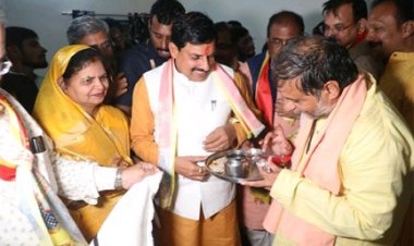 जन्माष्टमी पर भगवान भोलेनाथ की उज्जयिनी हुई कृष्णमयी