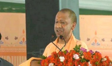 समाजवादी पार्टी की टोपी लाल, कारनामे काले: योगी