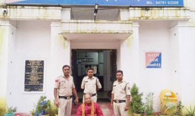 लाल सागर में जल रहे जहाज की बुझाई जाएगी आग, हूती विद्रोहियों ने रेस्क्यू की दी इजाजत