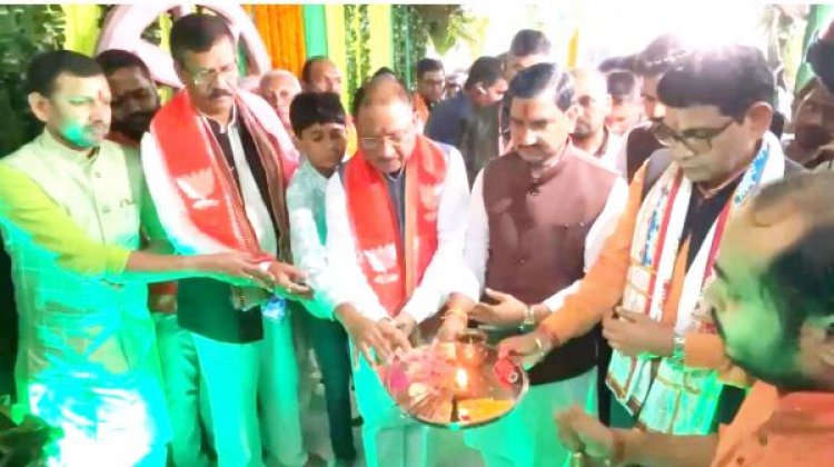 हरेली पर्व : मुख्यमंत्री के साथ शामिल हुए भाजपा नेता