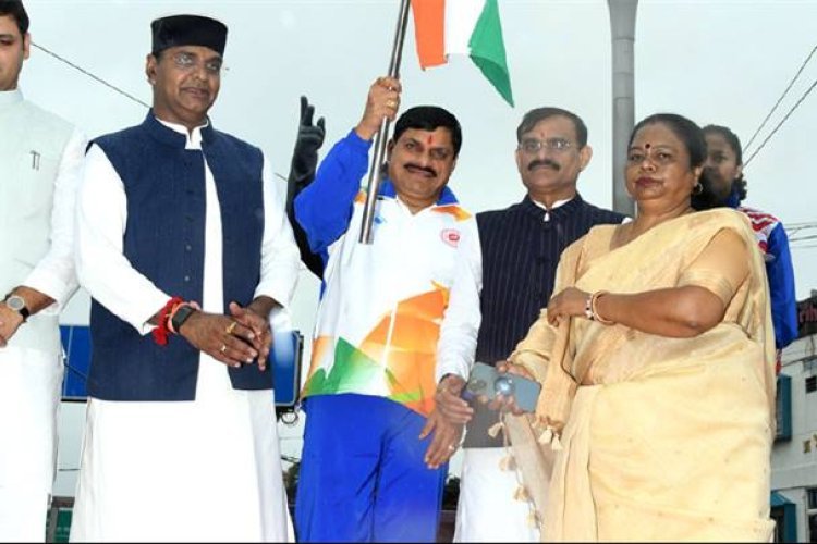 मुख्यमंत्री डॉ. मोहन यादव ने "हर घर तिरंगा अभियान अंतर्गत : राज्य स्तरीय तिरंगा यात्रा" का शुभारंभ किया।