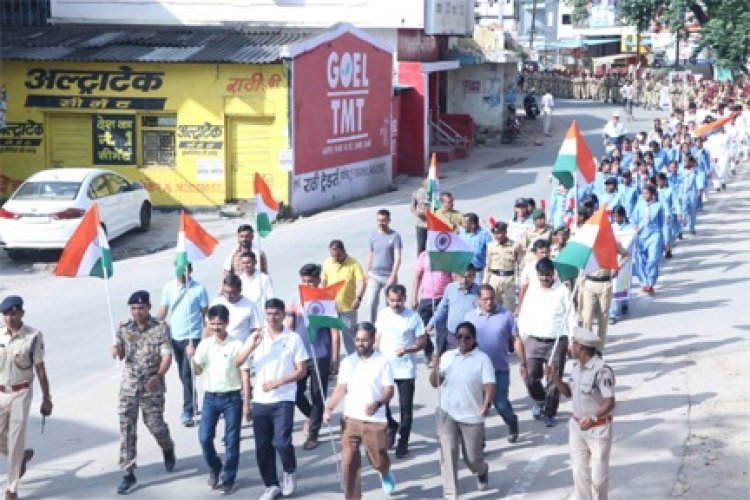 हर घर तिरंगा अभियान के तहत शहर में निकाली गई तिरंगा यात्रा