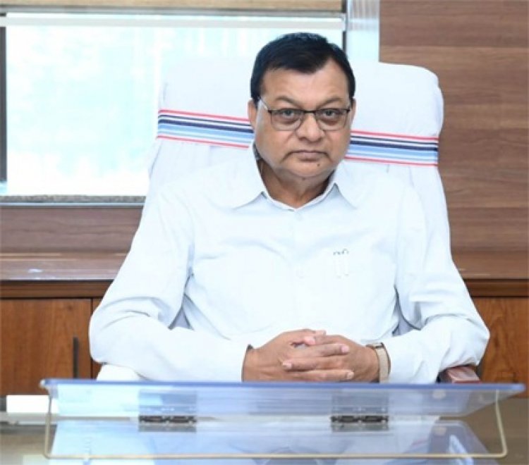 शहर की सड़कें कुछ माह में ही उखड़ी, उद्योग मंत्री ने जल्द मरम्मत और ठेकेदार पर कड़ी कार्रवाई करने कमिश्नर को लिखा पत्र