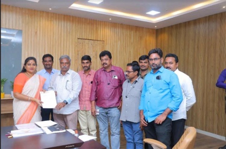 बस्तर के पत्रकारों के खिलाफ़ झूठे गांजा प्रकरण की पुनः जाँच करके वास्तविक तथ्यों को गृह विभाग आंध्र प्रदेश भेजा जायेगा - गृहमंत्री ने एसपी को दिए निर्देश 