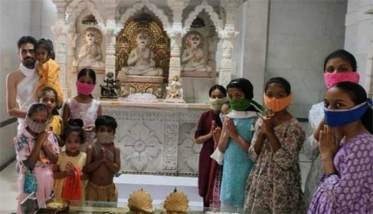 सुसंस्कारों का बीजारोपण - रविवारीय परमात्म पूजन में सैकड़ों बच्चो ने नवांगी पूजन, चैत्यवन्दन सीखा