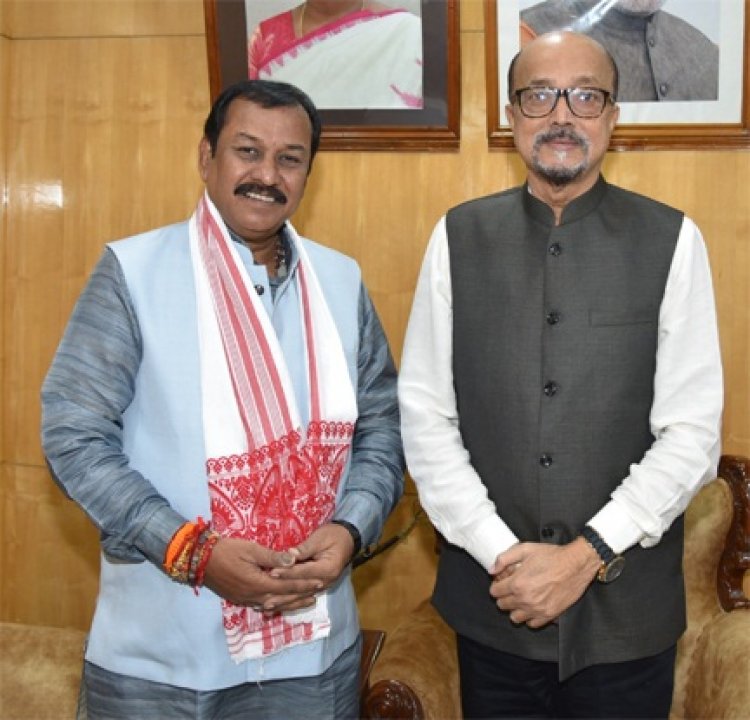राज्यपाल डेका से सांसद बघेल ने सौजन्य मुलाकात की