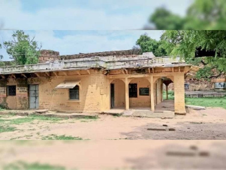 सागर जिले में जर्जर भवन गिरने से 9 बच्चों की मौत से सरकार ने लिया सबक, गांवों के जर्जर भवनों का सर्वे कर तोड़ेंगे