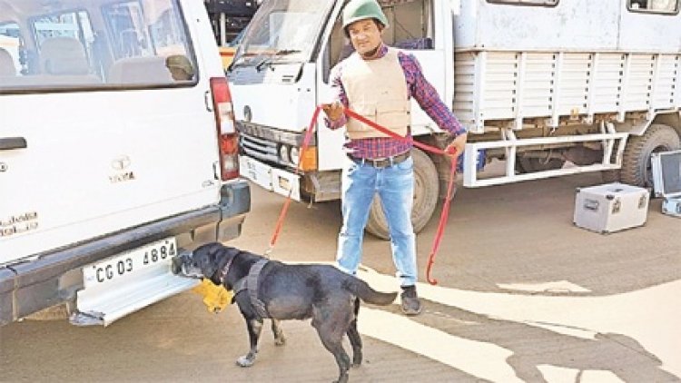 रायपुर पुलिस के वफादार सिपाही  हैं बंटी, चर्ली, लारा और बादल