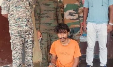 मोबाइल दुकान में चोरी, आरोपी गिरफ्तार