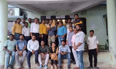 सेवानिवृत्ति पर राजस्व निरक्षक को दी विदाई