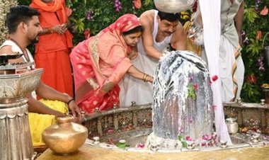 मुख्यमंत्री डॉ. यादव ने भगवान महाकालेश्वर के दर्शन कर की पूजा-अर्चना