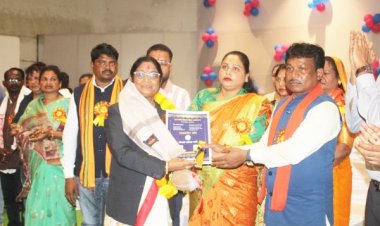 मुख्यमंत्री शिक्षा गौरव अलंकरण से सम्मानित हुए शिक्षक