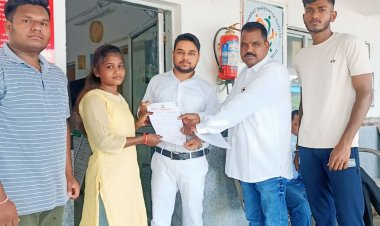 जयस की मांग:नेपानगर में कोरोना काल से स्थगित यात्री ट्रेनों के स्टॉपेज यथावत किए जाएं