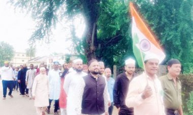 ईद मिलादुन्नबी का जश्न, निकाला जुलूस